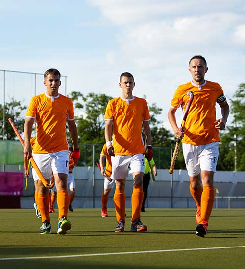 sports uniform manufacturers